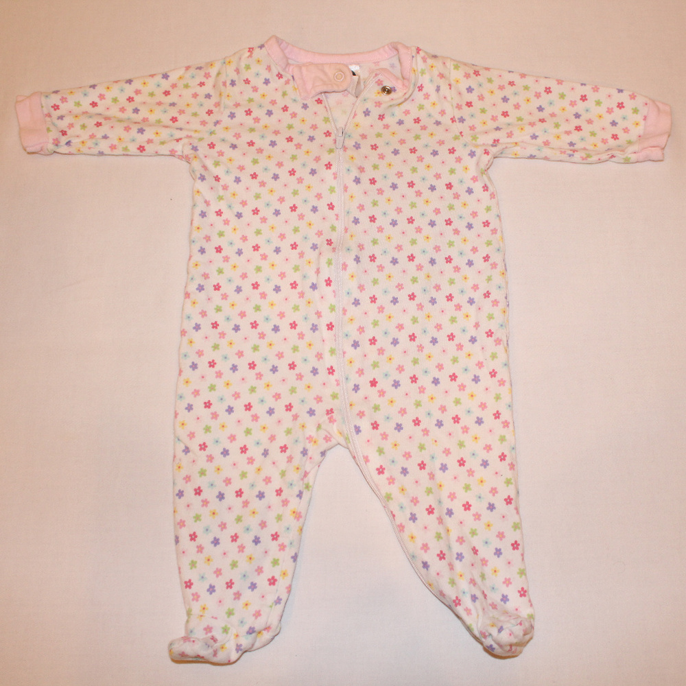 Girls/ Gerber/ 0/3m pajama/ White with flowers